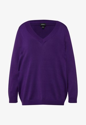 Sweter w kształcie litery V w intensywnym odcieniu purpury, z długimi rękawami, wykonany z lekkiej dzianiny, o luźnym kroju, z ribbowanymi mankietami i wykończeniem.