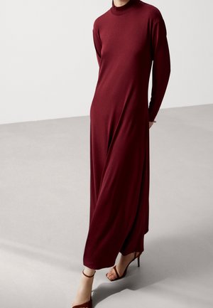 ADOLFO DOMINGUEZ, Robe pull - red