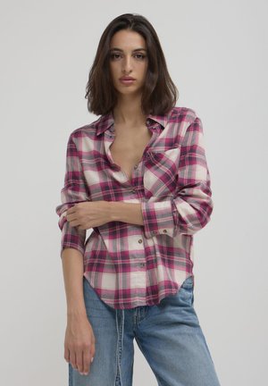 Calliope Camicia - une variante
