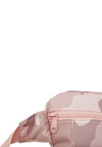 Urban Classics Marsupio - brown camo
