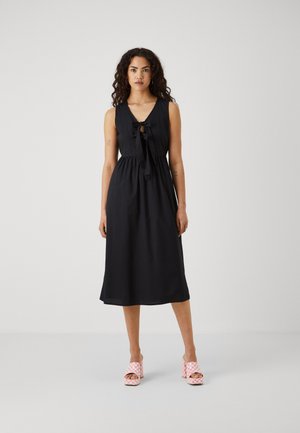 VMGILI CALF TIE DRESS  - Freizeitkleid - black