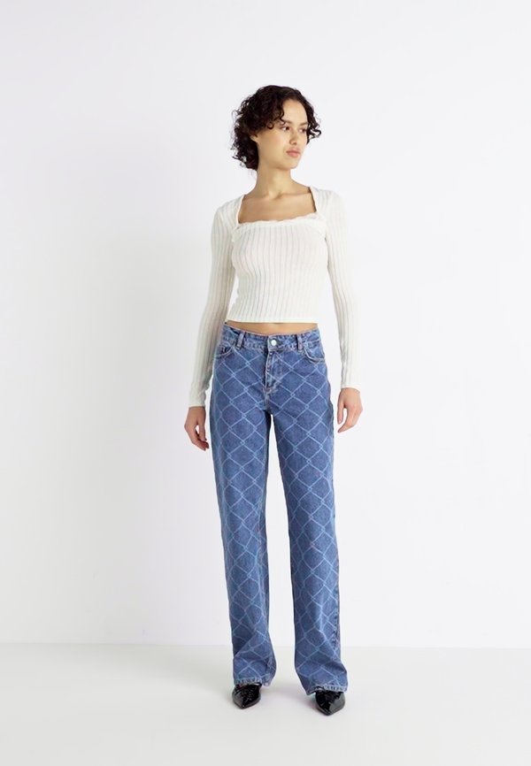 NMALEXA PRINTED - Relaxed fit jeans2