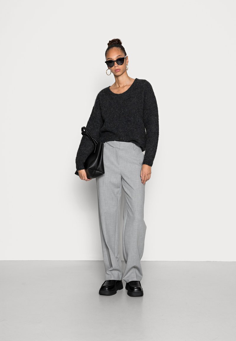 American Vintage EAST - Strickpullover - charcoal melange/schwarz