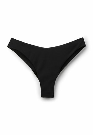 Schwarze nahtlose Bikini-Unterwäsche mit niedrigem Bund und schmalen Seiten auf weißem Hintergrund.