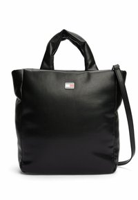 Sort læder tote taske med to top-håndtag og en aftagelig skulderrem. Har en tekstureret overflade og et lille, mærket metalakcent.