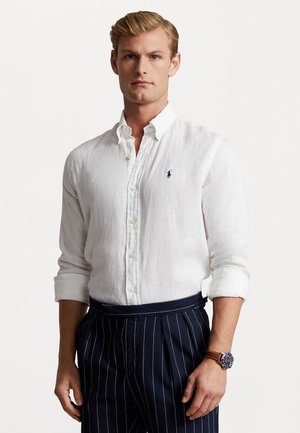 SLIM FIT LINEN SHIRT - Vapaa-ajan kauluspaita - white