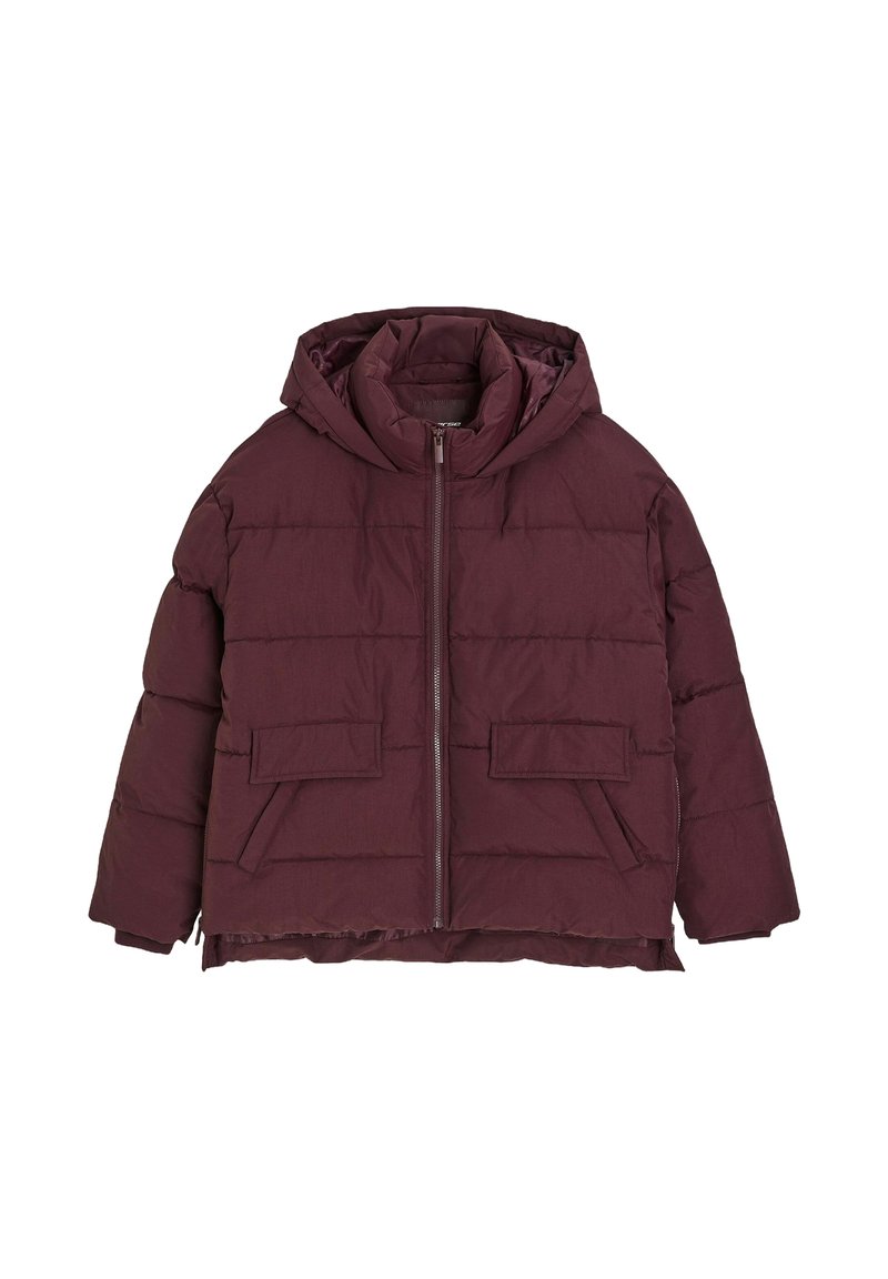 Bordowa kurtka puchowa z kapturem, z pionowym pikowaniem, z zapięciem na zamek błyskawiczny z przodu oraz dwiema dużymi kieszeniami naszytymi. Gładka faktura zewnętrzna.