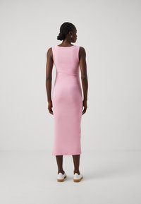HUGO NALIMERA - Laisvo kirpimo suknelė - medium pink