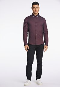 Lindbergh OXFORD SUPERFLEX  L/S - Overhemd - deep red mix