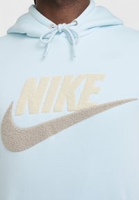 Nike Sportswear M NK CLUB BB PO CHNL FTRA - Sweat à capuche - glacier blue glacier blue