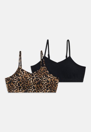 Dwa bezprzewodowe biustonosze bralette z cienkimi regulowanymi ramiączkami, jeden w kolorze czarnym, drugi w brązowo-czarny wzór w panterkę.