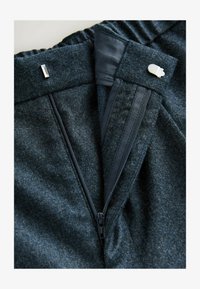 Unselected, navy blue