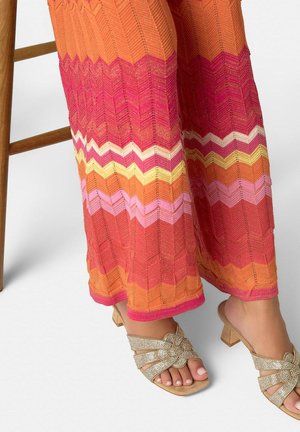 Alma en Pena, Heeled mules - taupe