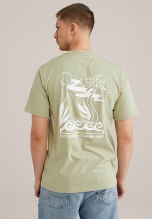 T-shirts print - light green