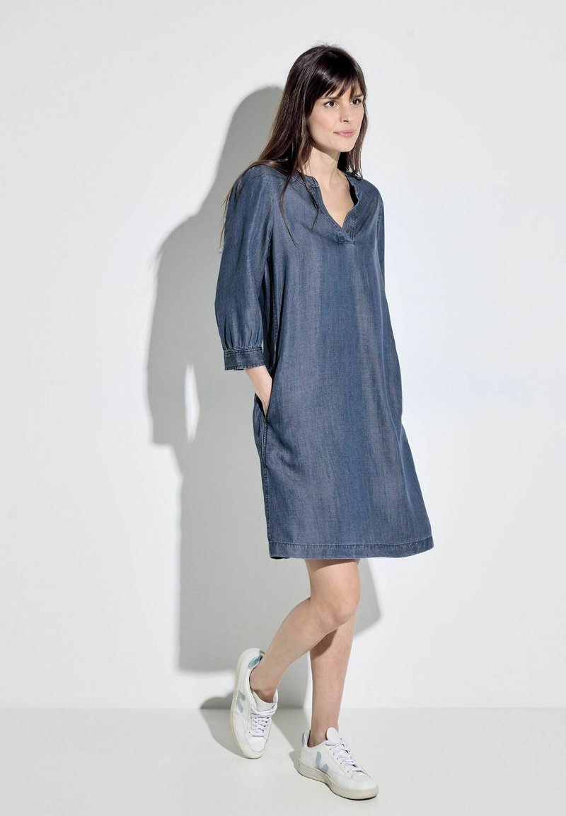 Cecil MIT PRINT - Robe de jour - blau/bleu Cecil MIT PRINT - Robe de jour - blau/bleu