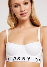DKNY Intimates UNDERWIRE BRA TOP - Soutien com aro - white/black
