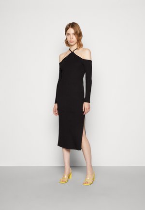 VIXEN ARROWNECK DRESS - Vestido de malha - black