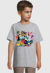 Gray cotton T-shirt featuring cartoon characters with colorful graphic text, including phrases like "EHH, WHAT'S UP DOC?" and bold patterns.