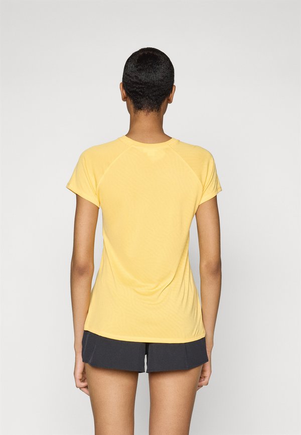 SEASONAL  - Sports T-shirt - clementine2