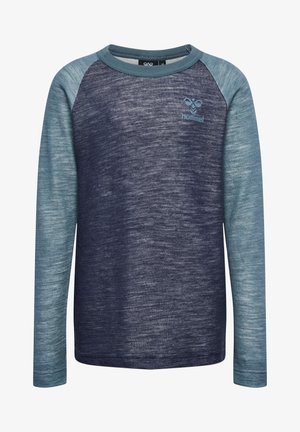 Langarmshirt met een donkerblauwe body en lichtblauwe raglanmouwen, gemaakt van zachte textuurstof, met een subtiele logo op de borst.