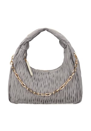 Szara plisowana torebka z tkaniny w kształcie półksiężyca, z górnym uchwytem, złotym łańcuszkiem i zamkiem błyskawicznym z jasnobeżową zawieszką.