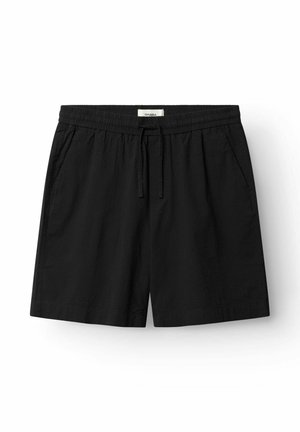 Șort casual negru, cu talie elastică, șnur și buzunare laterale, conceput pentru confort și purtare zilnică.