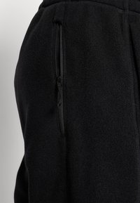 Burton CINDER - Joggebukse - true black
