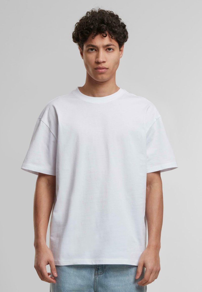 Urban Classics LOOSE TEE - Pamata T-krekls - white