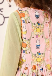 Cath Kidston SLEEVELESS - REGULAR FIT - Vapaa-ajan mekko - pink orange