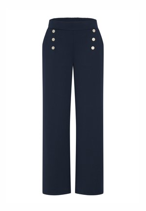 Tamnoplave široke hlače s visokim strukom i tri srebrna gumba sa svake strane blizu bokova, bez vidljivih džepova ili šavova.