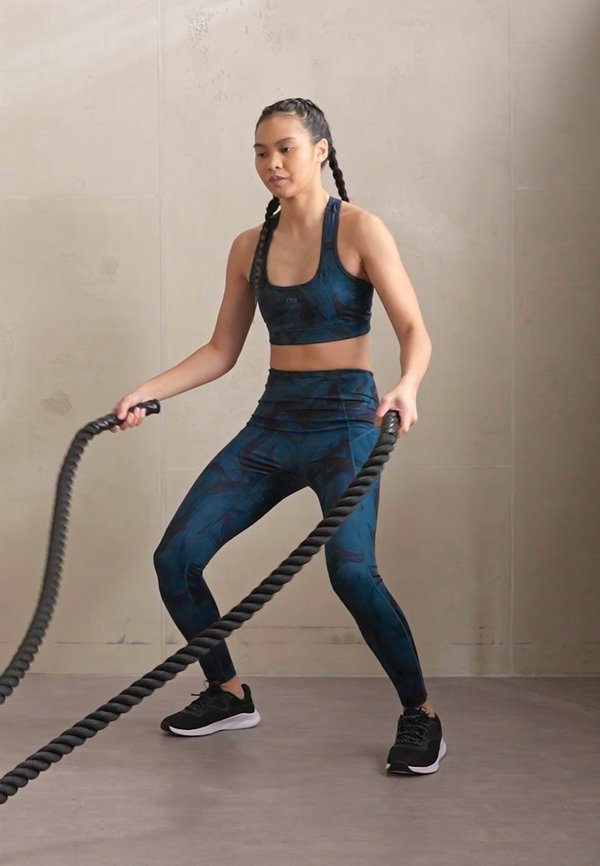 SCULPT BRA - Medium support sports bra - smoke teal3