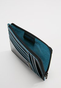 Piquadro SQUARE ZIP WALLET - Wallet - black