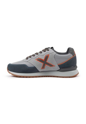 MUNICH DASH - Zapatillas - smokey blue