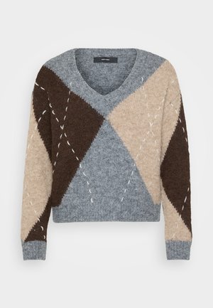 Pulover scurt gri, maro și bej cu decolteu în V, având un model argyle și un material texturat. Include accente de cusături decorative.