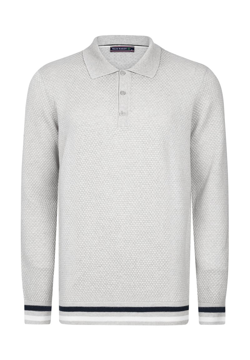 Lichtgrijze polo met lange mouwen, voorzien van een textuurpatroon, een drievoudige knoopsluiting en een marineblauwe gestreepte onderrand. Gemaakt van gebreid materiaal.