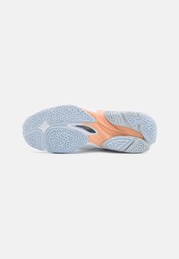 Mizuno WAVE LIGHTNING Z8 - Volleyballsko - white/halogenblue/peachparfait