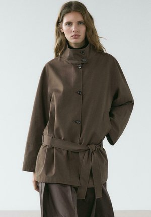 MID-LENGTH WITH BELT DETAIL - Kurzmantel - mottled dark brown
