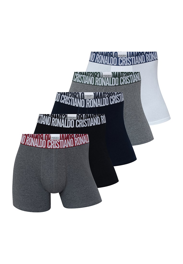 Cinco pares de calzoncillos tipo bóxer para hombre en gris, negro, azul marino y blanco, con cinturillas elásticas que llevan la marca "Cristiano Ronaldo".