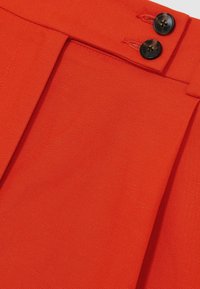 Reiss Šortai - orange
