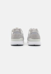 ASICS SportStyle GT-II UNISEX - Sapatilhas - glacier grey/piedmont grey