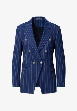 Granatowa dwurzędowa marynarka w białe pionowe prążki, z sześcioma srebrnymi guzikami, klapami z nacięciami oraz przednimi kieszeniami z klapkami.