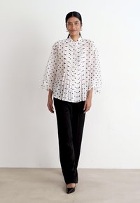 Marc Cain Paitapusero - white