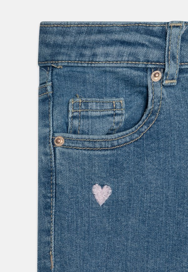 KOGJUICY WIDE LEG HEART - Flared Jeans3