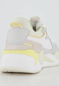 Puma RS-X THRIFTED WNS - Sneakers laag - weiss   grau