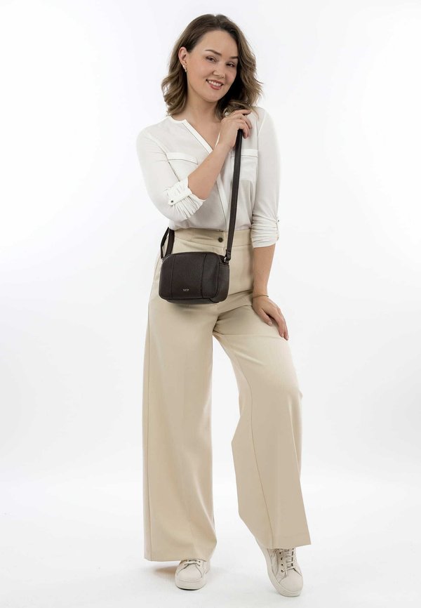 UMHÄNGE METZ RUE  - Umhängetasche