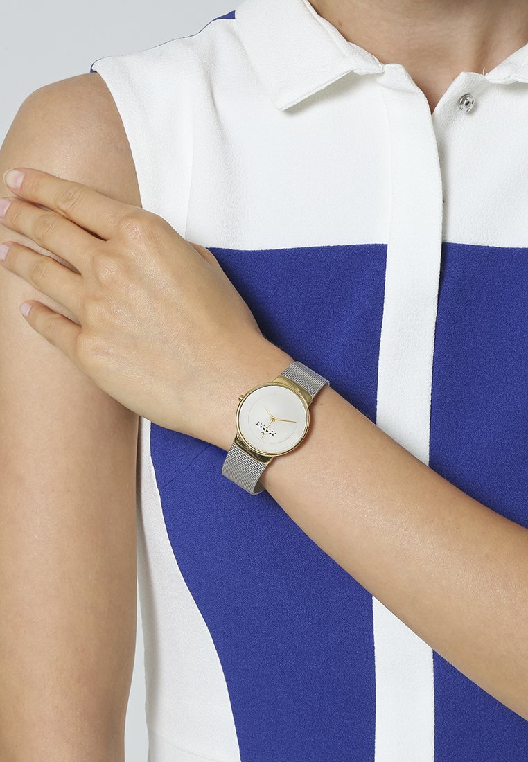 relogio citizen energia solar