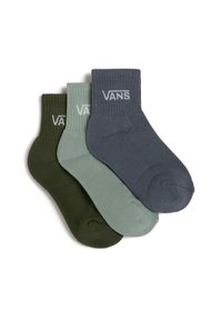 Tre par korte, ribbede sokker i mørkegrøn, lys grøn og marineblå, hver med et hvidt "VANS" logo på kanten.