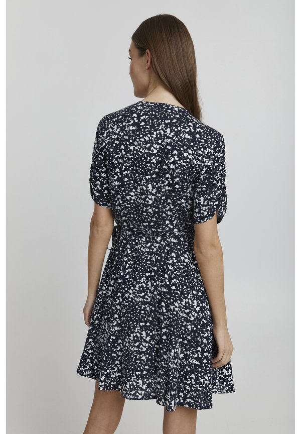 OXEMBLA - Day dress - total eclipse mix2