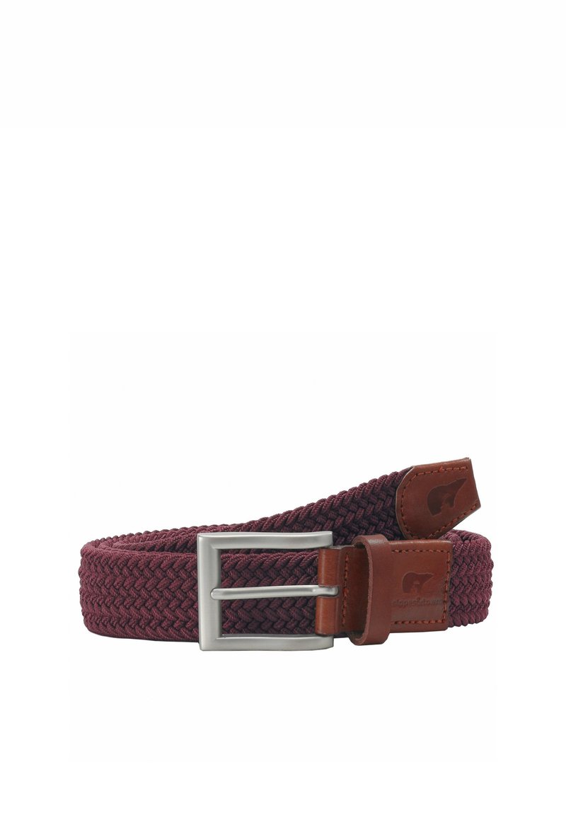 Geflochtener bordeauxfarbener Gürtel mit einer silbernen Metallschnalle, der braune Lederelemente und ein strukturiertes gewobenes Design aufweist.
