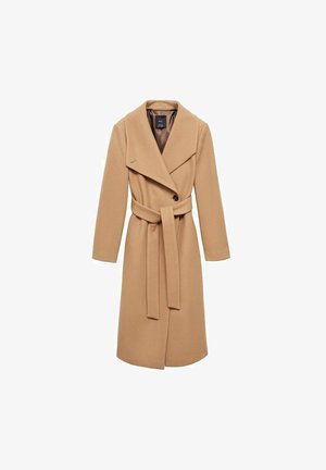 Beige wollen blend wikkeljas met een ceintuur in de taille, brede revers en een enkele knoopsluiting, met een gladde textuur en lange mouwen.